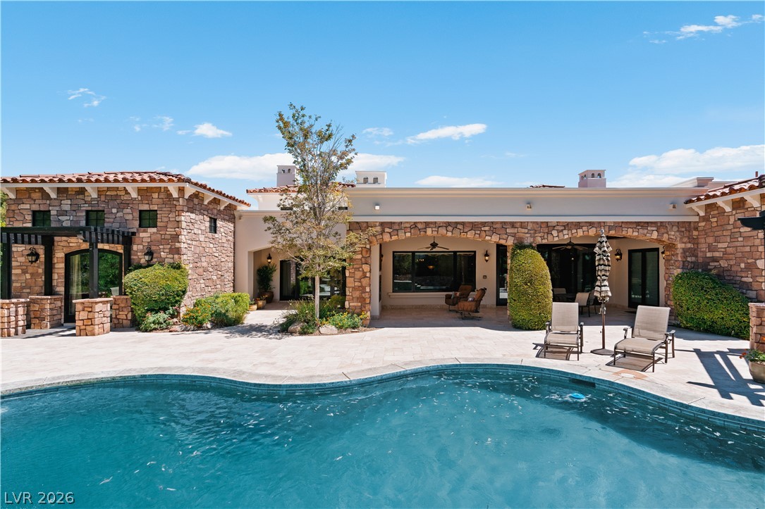 11 Olympia Hills Circle Las Vegas NV 89141
