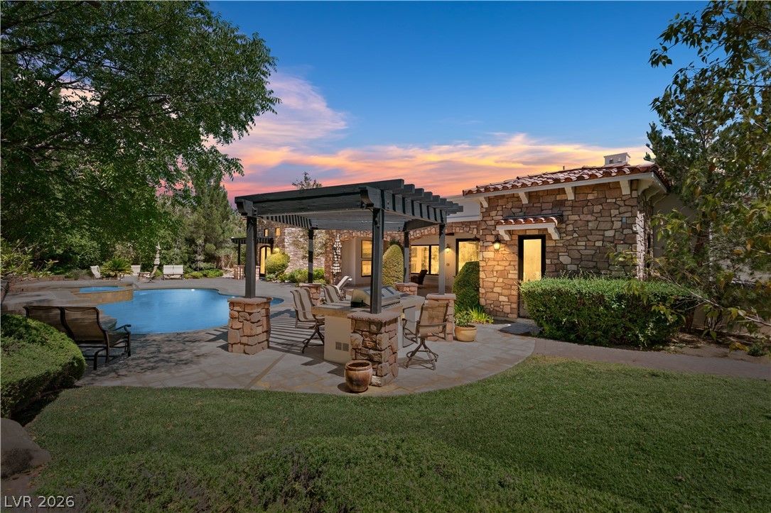 11 Olympia Hills Circle Las Vegas NV 89141