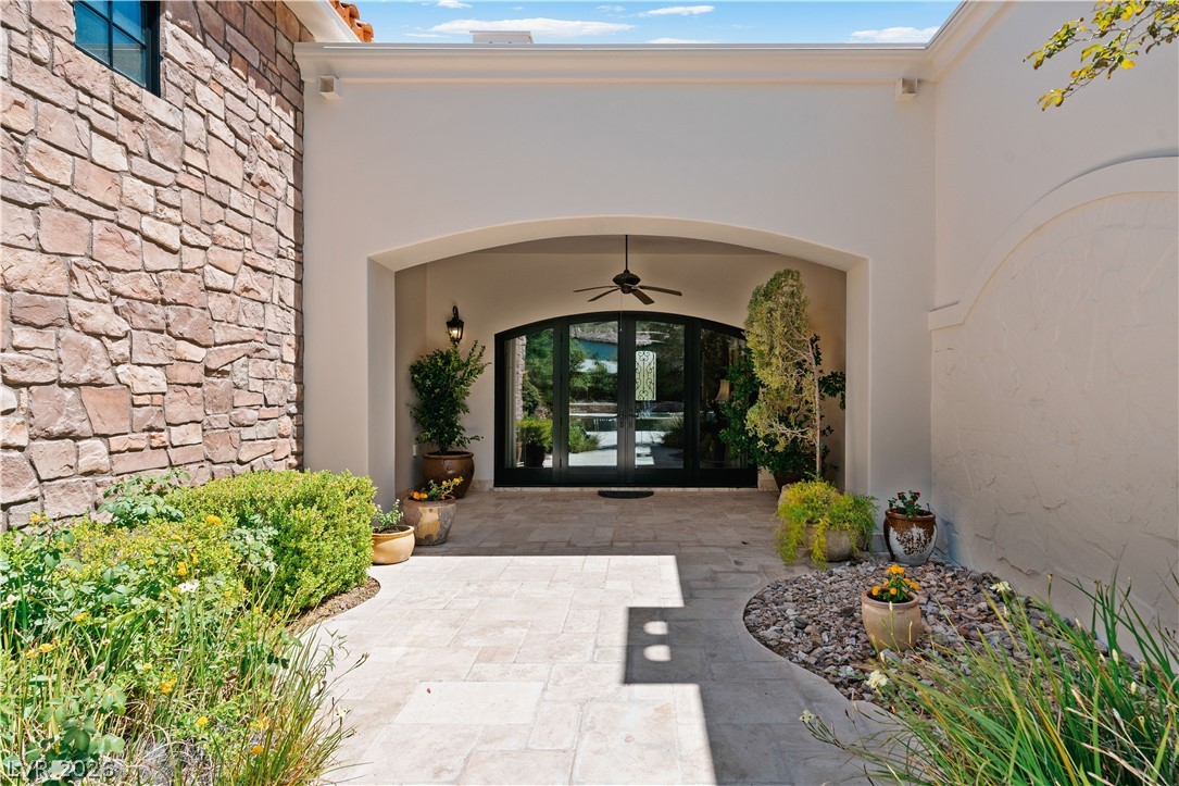 11 Olympia Hills Circle Las Vegas NV 89141