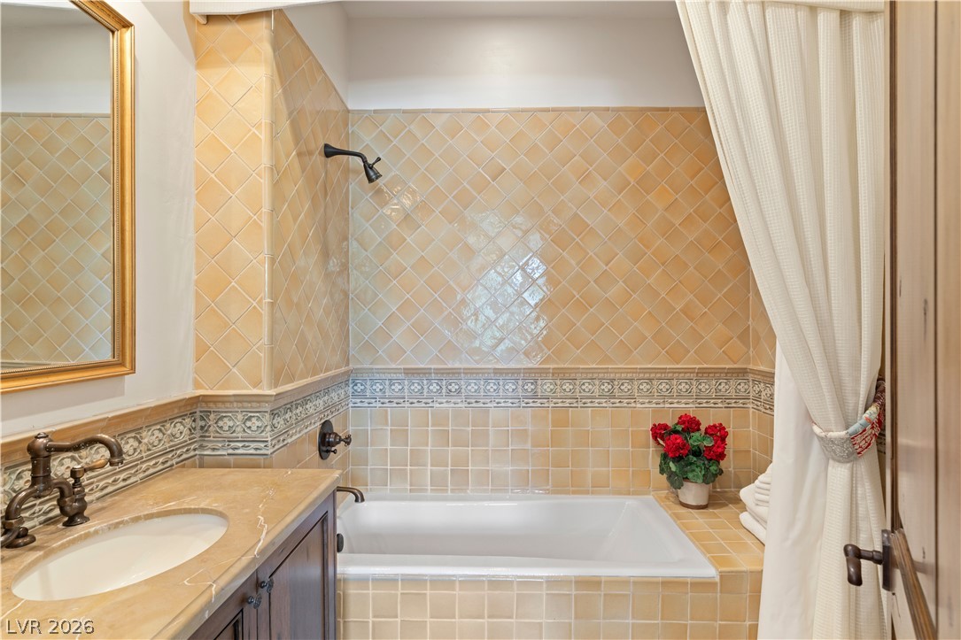 11 Olympia Hills Circle Las Vegas NV 89141
