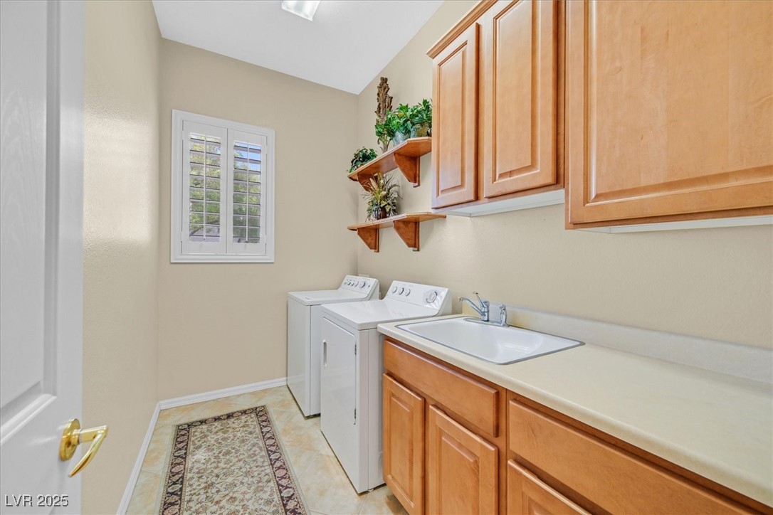 2899 Brook Trout Court Henderson NV 89052