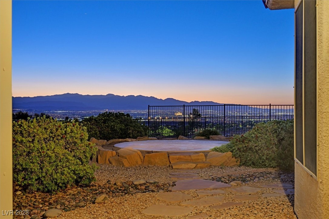 2899 Brook Trout Court Henderson NV 89052
