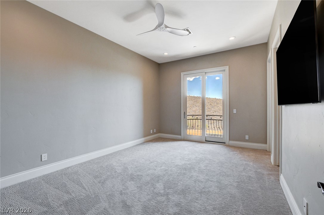 84 Kittansett Loop Henderson NV 89052