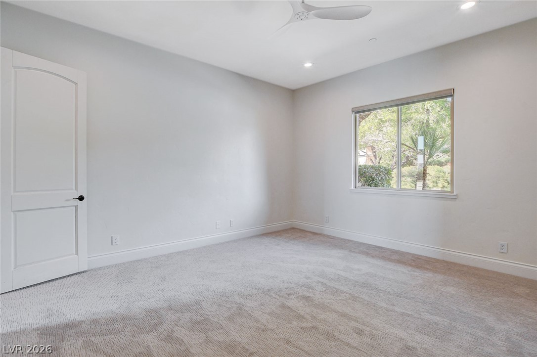 84 Kittansett Loop Henderson NV 89052