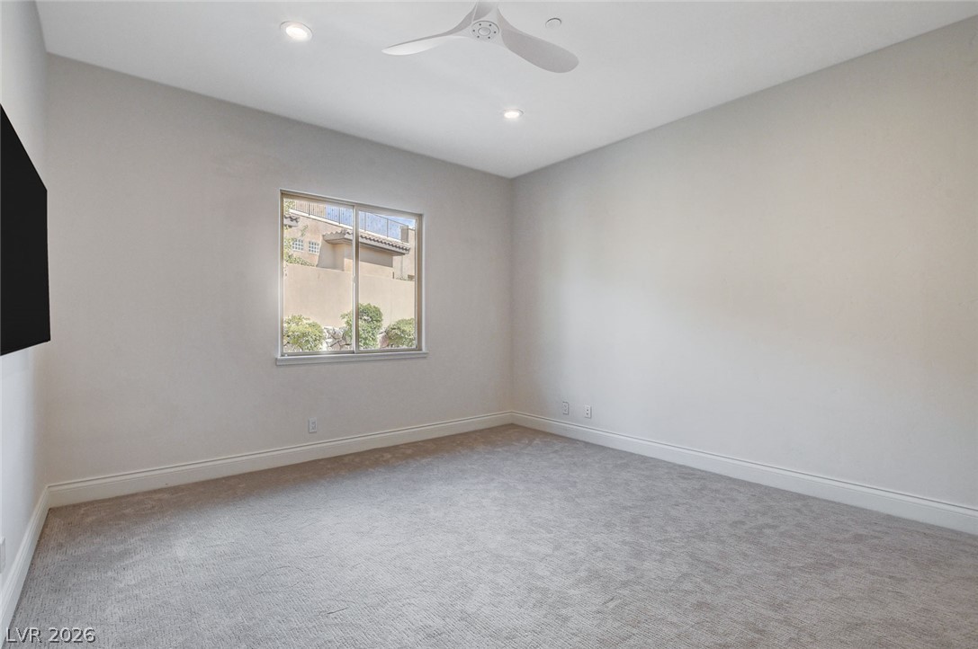 84 Kittansett Loop Henderson NV 89052