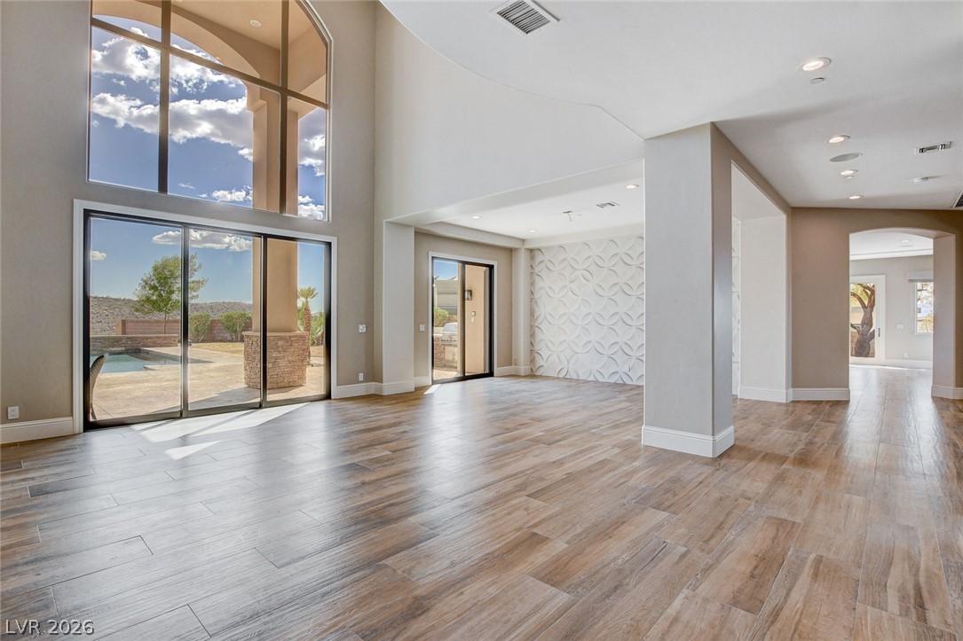 84 Kittansett Loop Henderson NV 89052