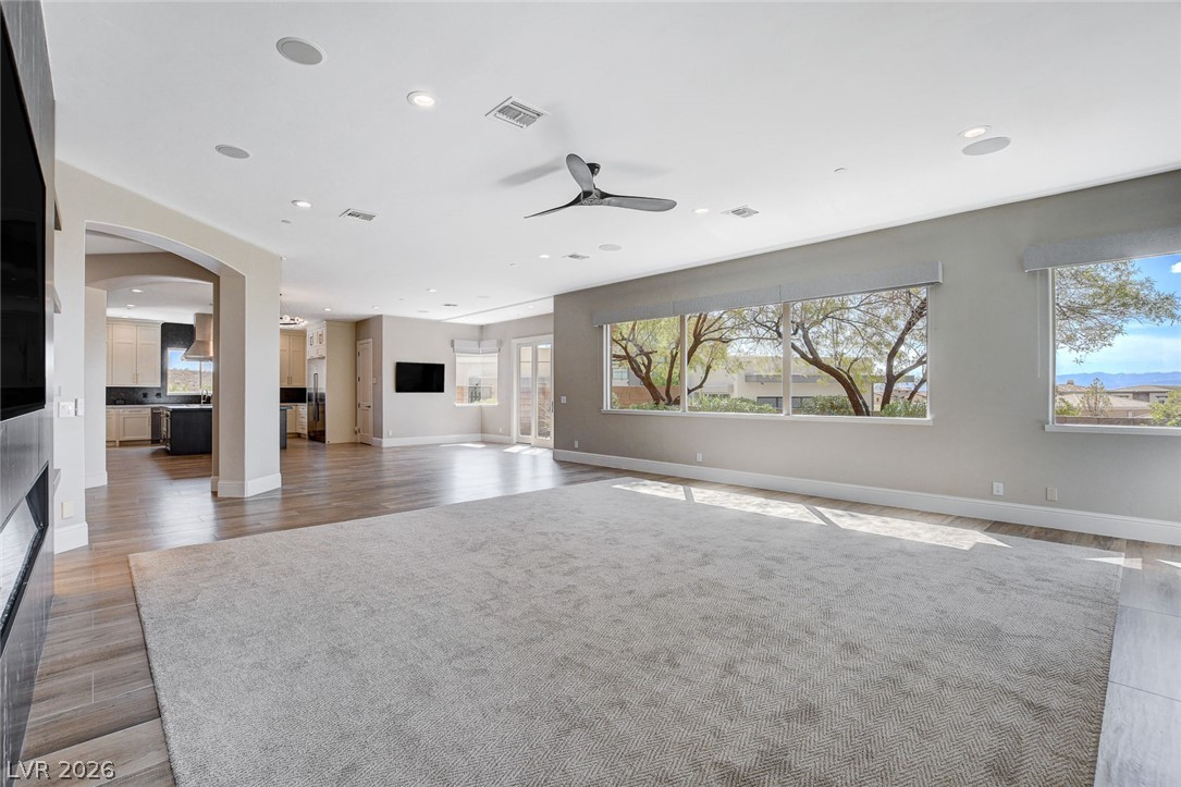 84 Kittansett Loop Henderson NV 89052