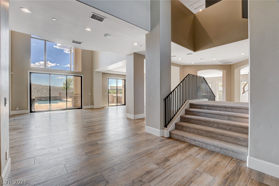 84 Kittansett Loop Henderson NV 89052