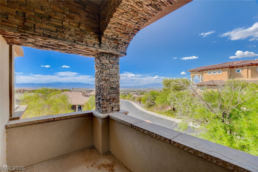 84 Kittansett Loop Henderson NV 89052