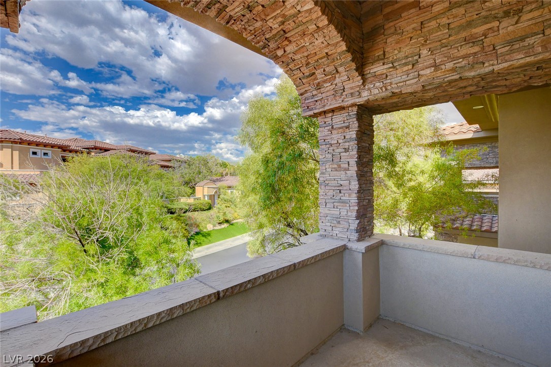 84 Kittansett Loop Henderson NV 89052