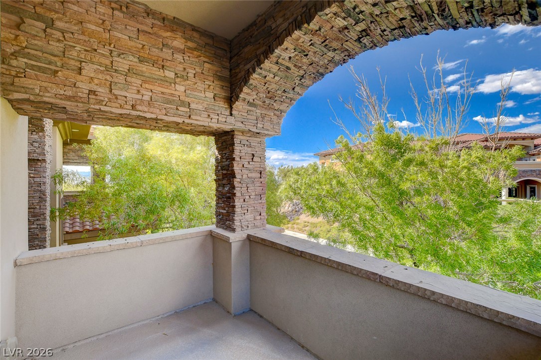 84 Kittansett Loop Henderson NV 89052