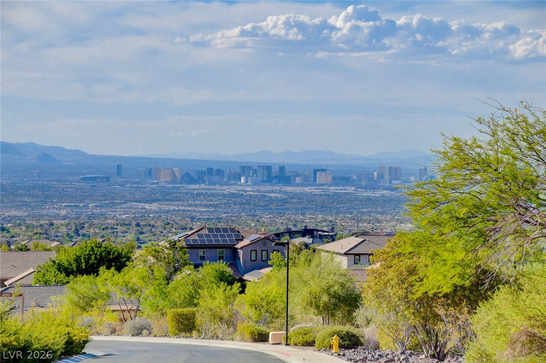 84 Kittansett Loop Henderson NV 89052