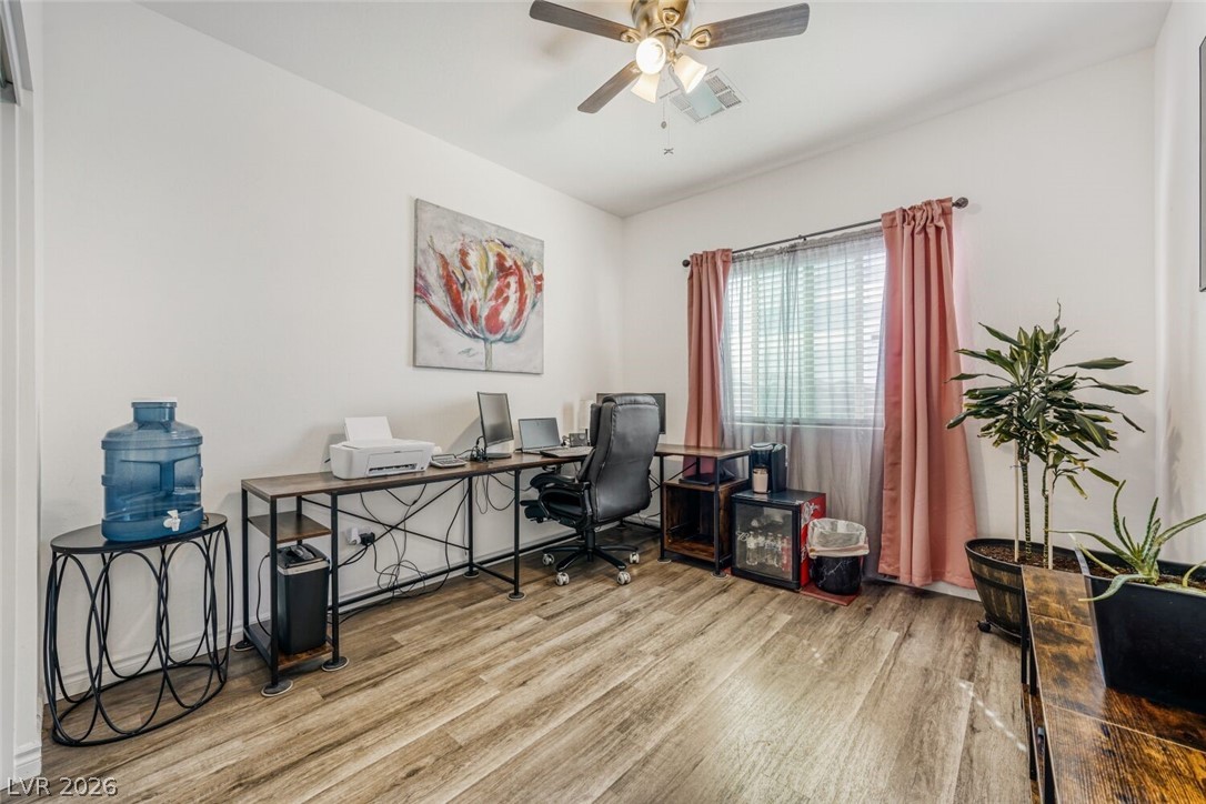 828 Grand Country Avenue North Las Vegas NV 89086