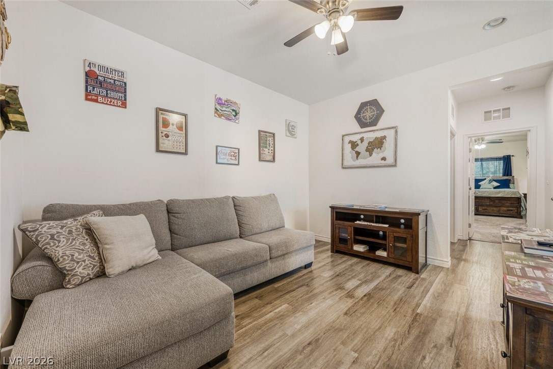 828 Grand Country Avenue North Las Vegas NV 89086