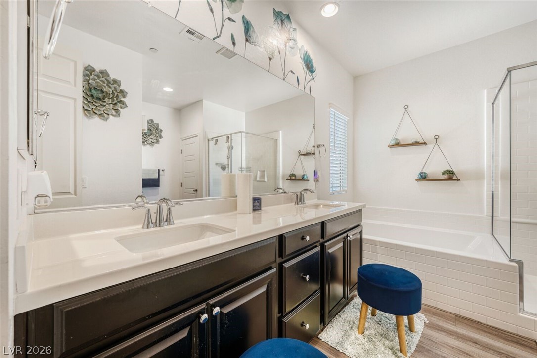 828 Grand Country Avenue North Las Vegas NV 89086