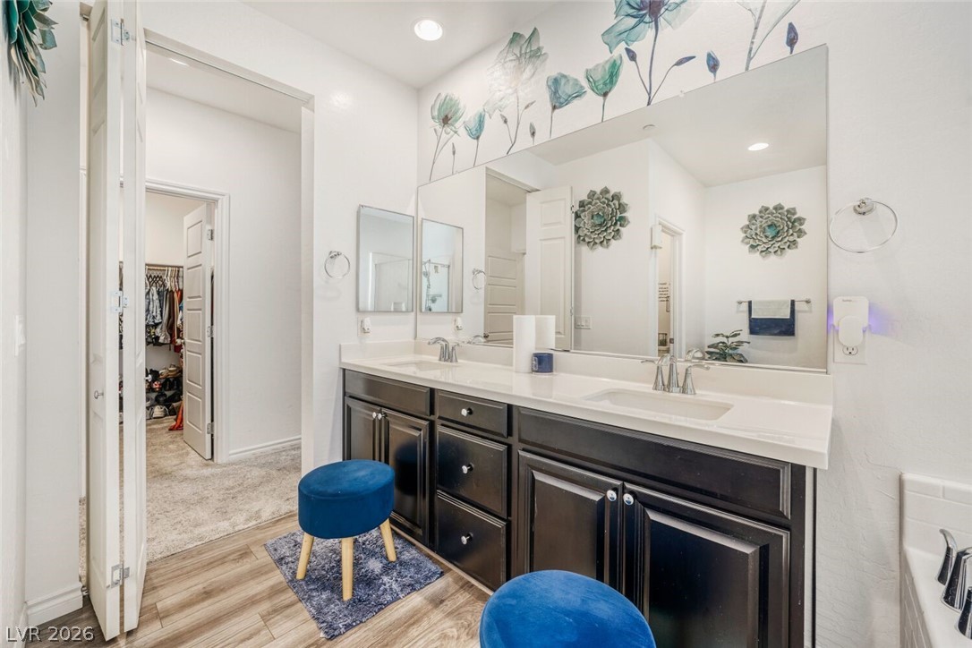 828 Grand Country Avenue North Las Vegas NV 89086