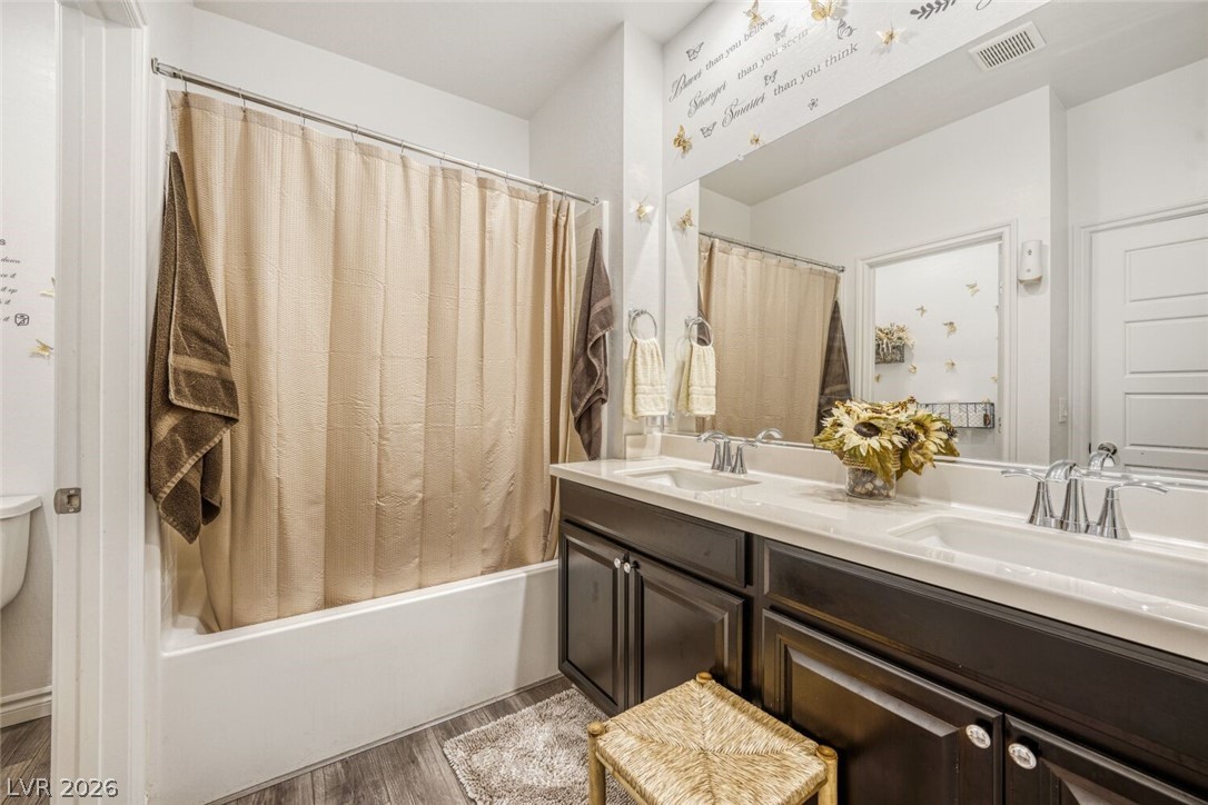 828 Grand Country Avenue North Las Vegas NV 89086