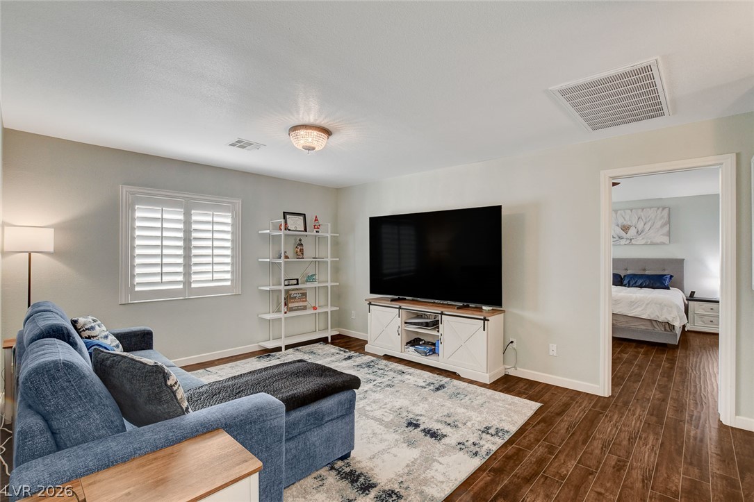 1036 Painted Daisy Avenue Henderson NV 89074