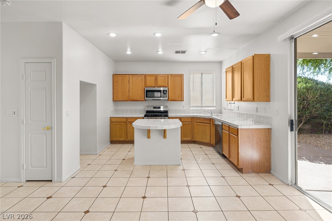 10929 Esta Ponia Court Las Vegas NV 89144