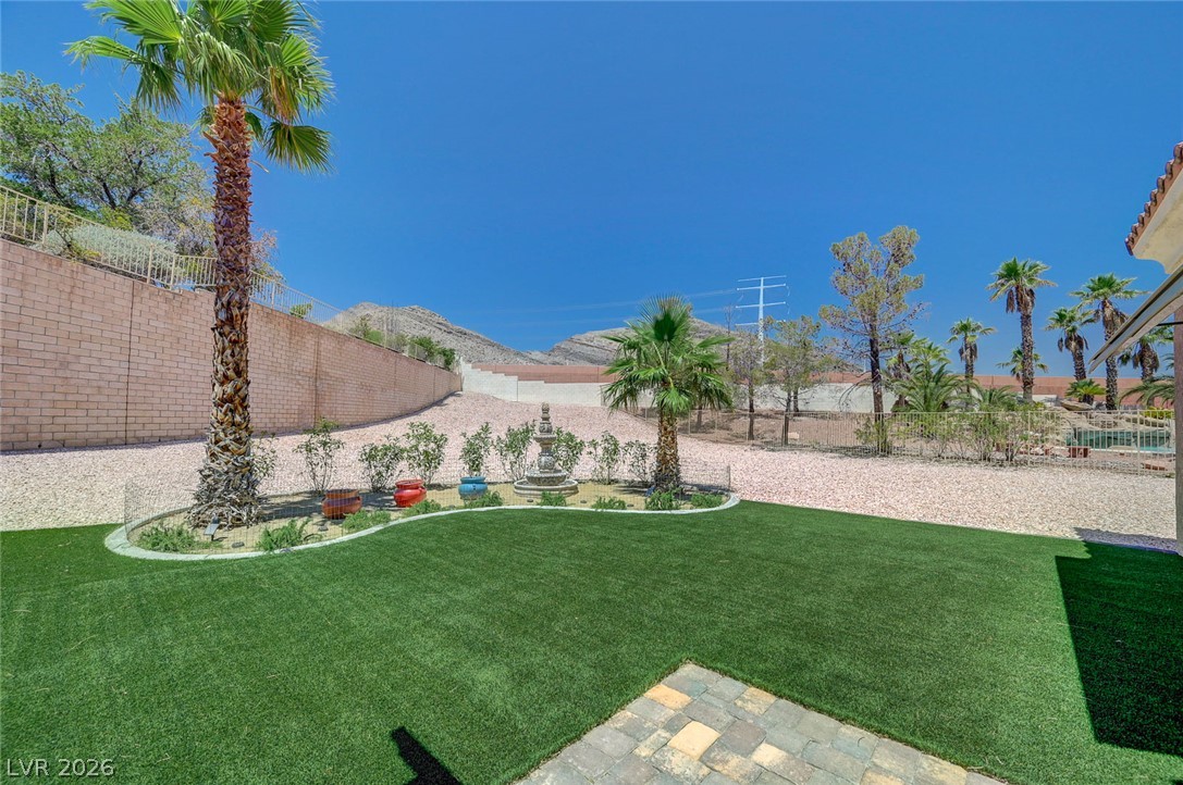 10613 Spring Garden Court Las Vegas NV 89134