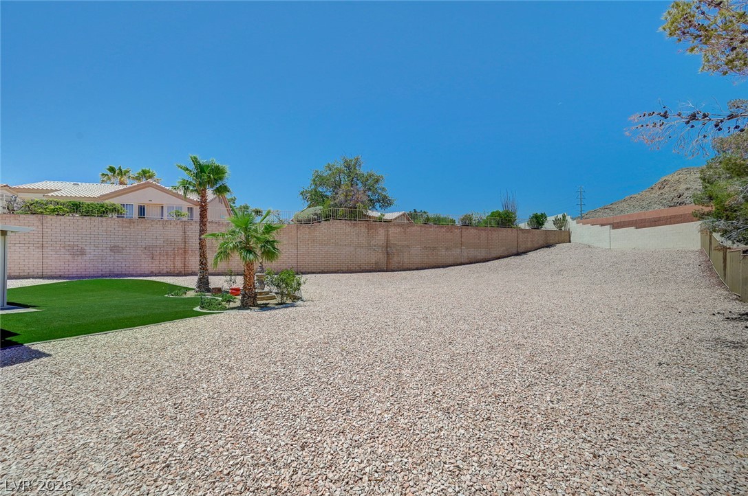 10613 Spring Garden Court Las Vegas NV 89134