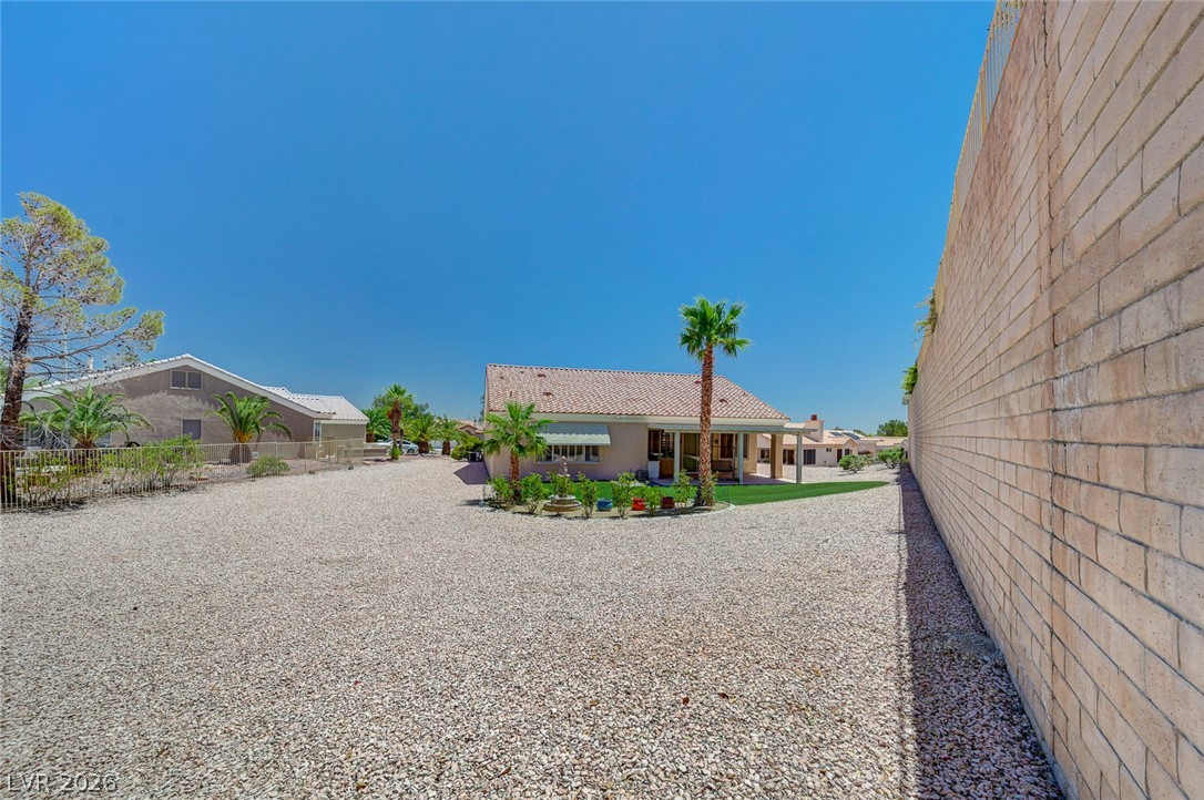 10613 Spring Garden Court Las Vegas NV 89134