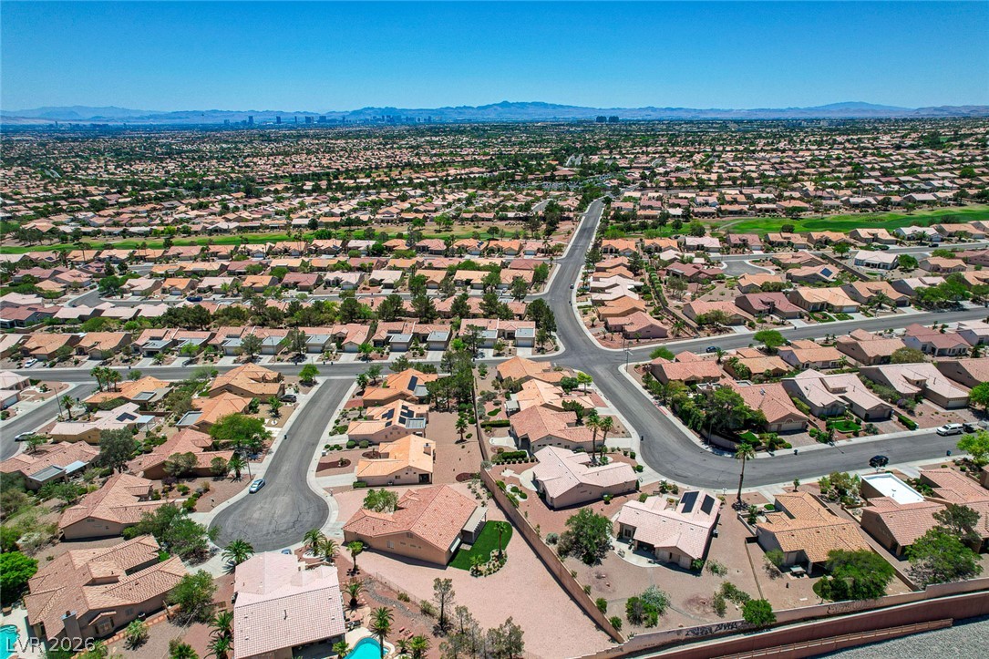10613 Spring Garden Court Las Vegas NV 89134