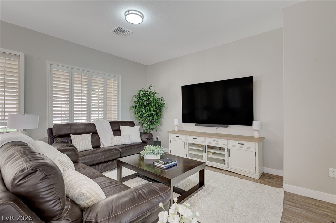 10613 Spring Garden Court Las Vegas NV 89134