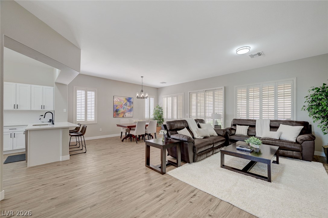 10613 Spring Garden Court Las Vegas NV 89134