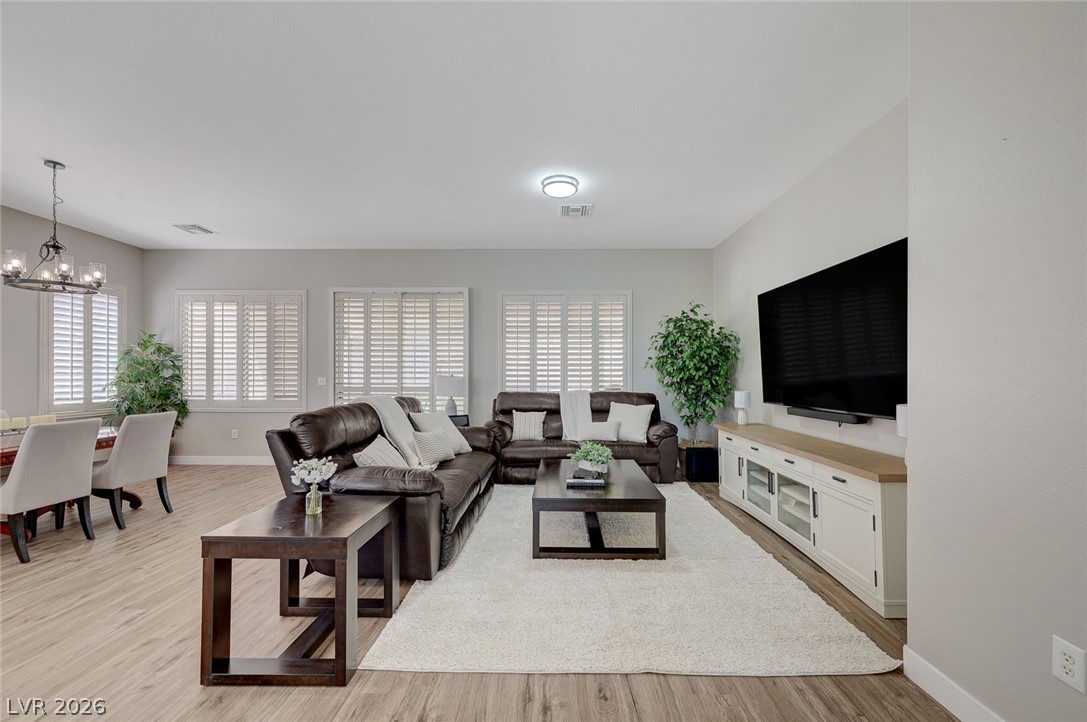 10613 Spring Garden Court Las Vegas NV 89134