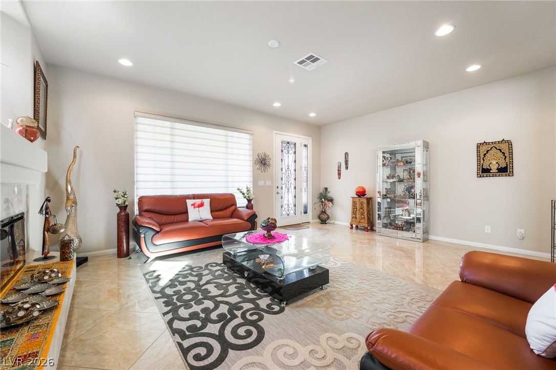 6453 Mount Eden Avenue Las Vegas NV 89139