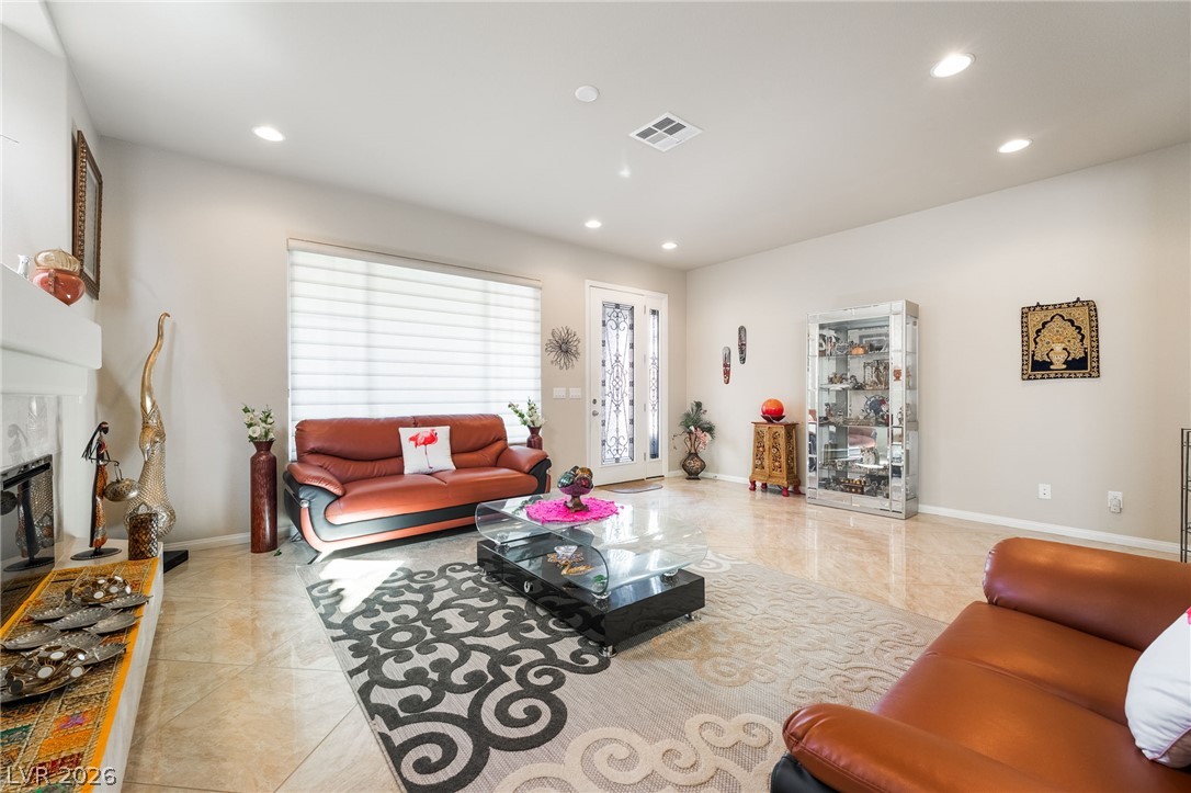 6453 Mount Eden Avenue Las Vegas NV 89139