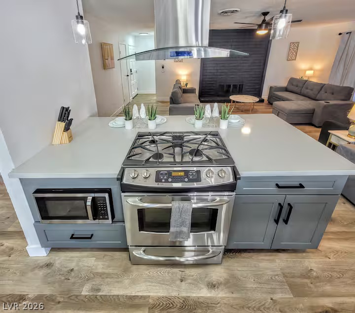 3113 Black Forest Drive Las Vegas NV 89102