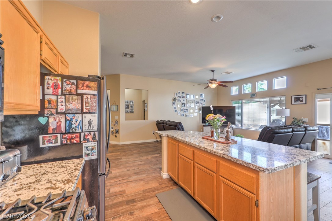 572 Broomspun Street Henderson NV 89015
