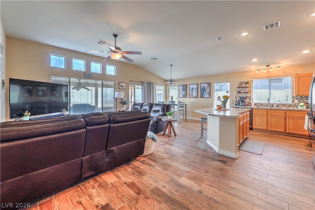 572 Broomspun Street Henderson NV 89015