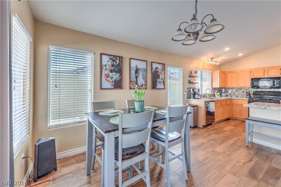 572 Broomspun Street Henderson NV 89015