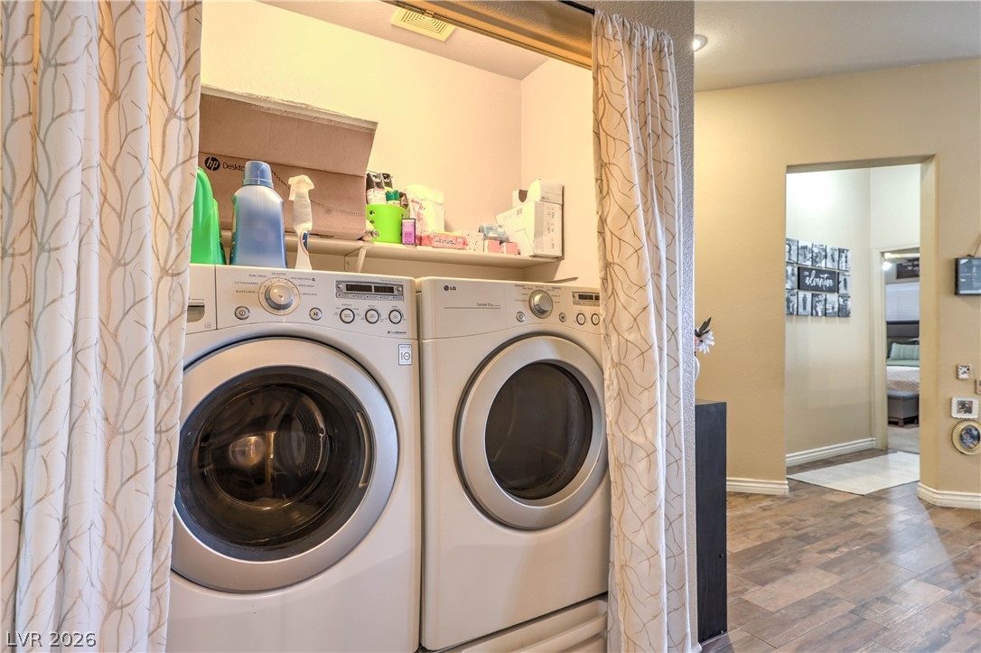572 Broomspun Street Henderson NV 89015