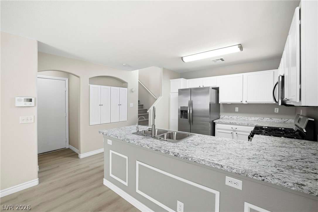 562 East Candy Mint Avenue Las Vegas NV 89183