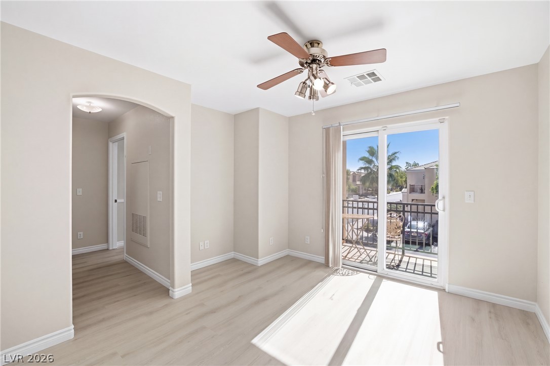 562 East Candy Mint Avenue Las Vegas NV 89183