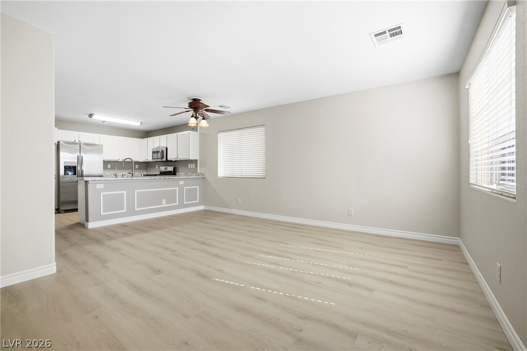 562 East Candy Mint Avenue Las Vegas NV 89183