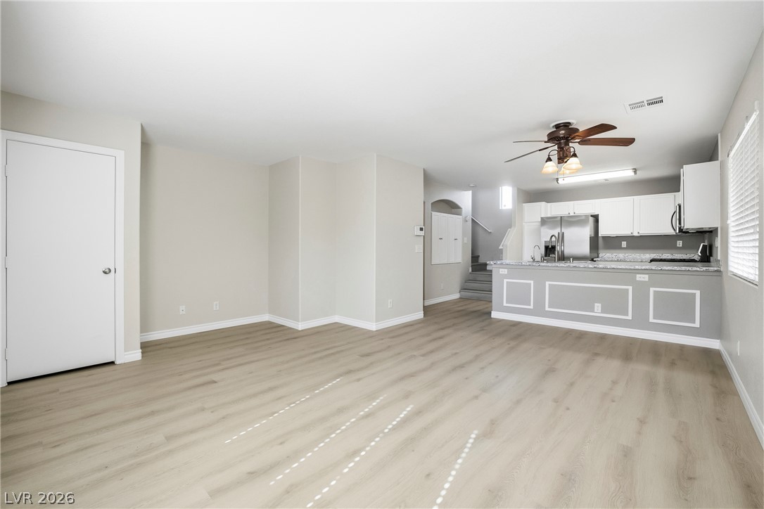 562 East Candy Mint Avenue Las Vegas NV 89183