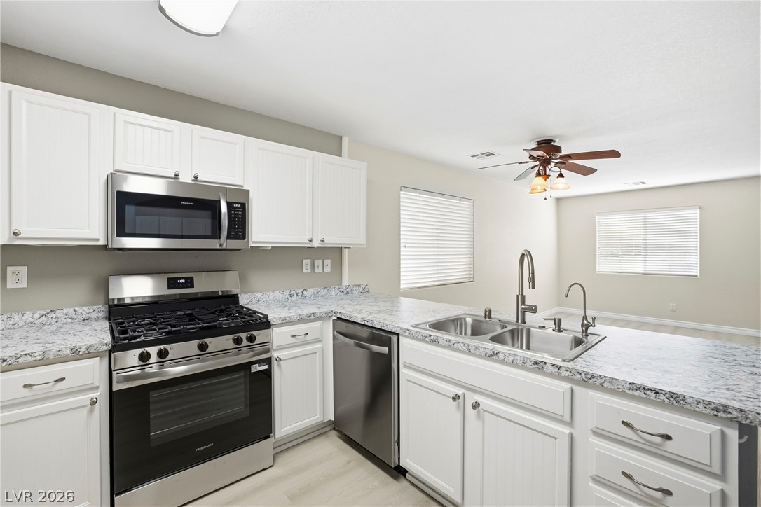 562 East Candy Mint Avenue Las Vegas NV 89183