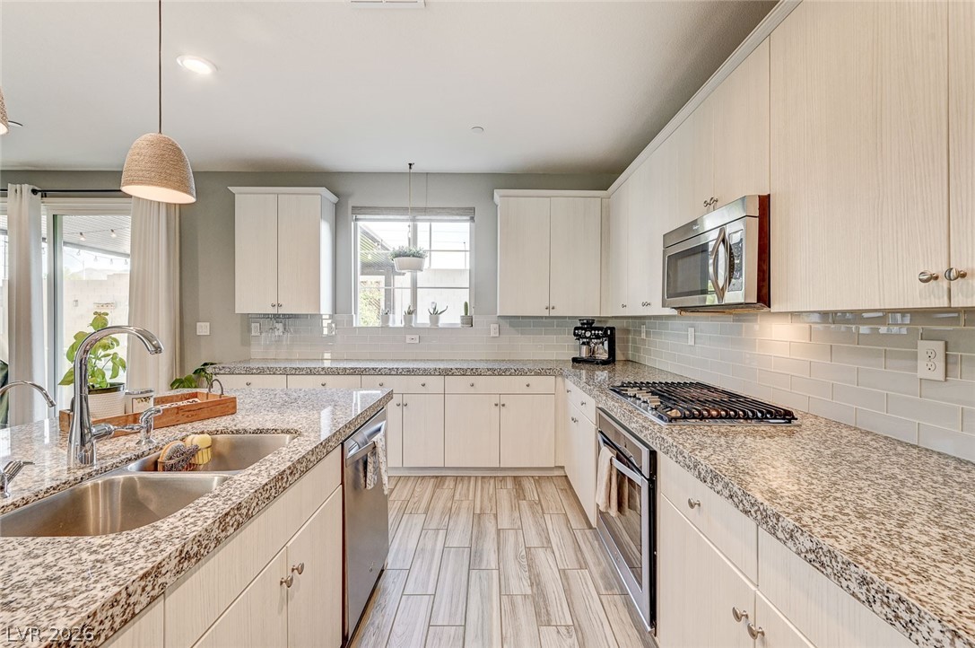 1371 Bear Brook Avenue Henderson NV 89074