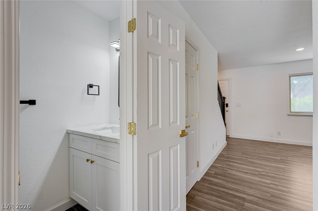 571 Greenbriar Townhouse Way Las Vegas NV 89121