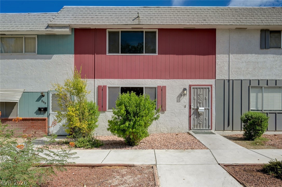 571 Greenbriar Townhouse Way Las Vegas NV 89121