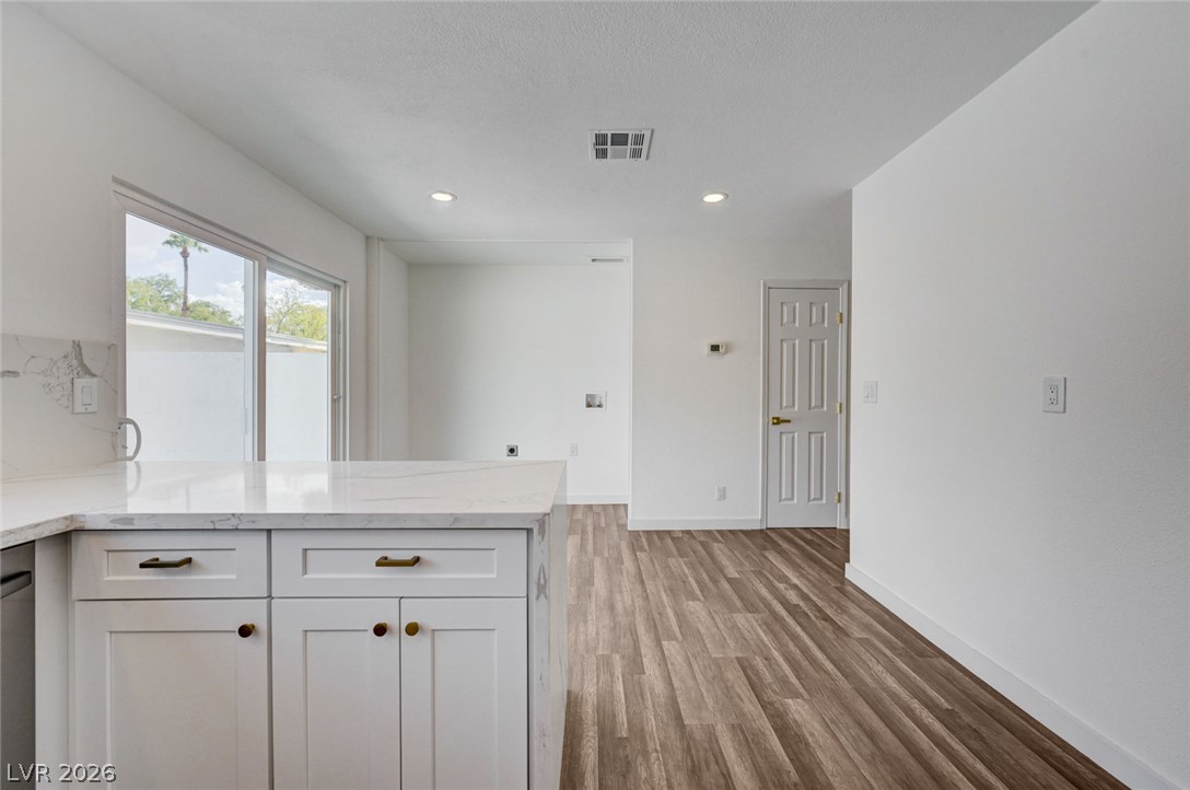 571 Greenbriar Townhouse Way Las Vegas NV 89121
