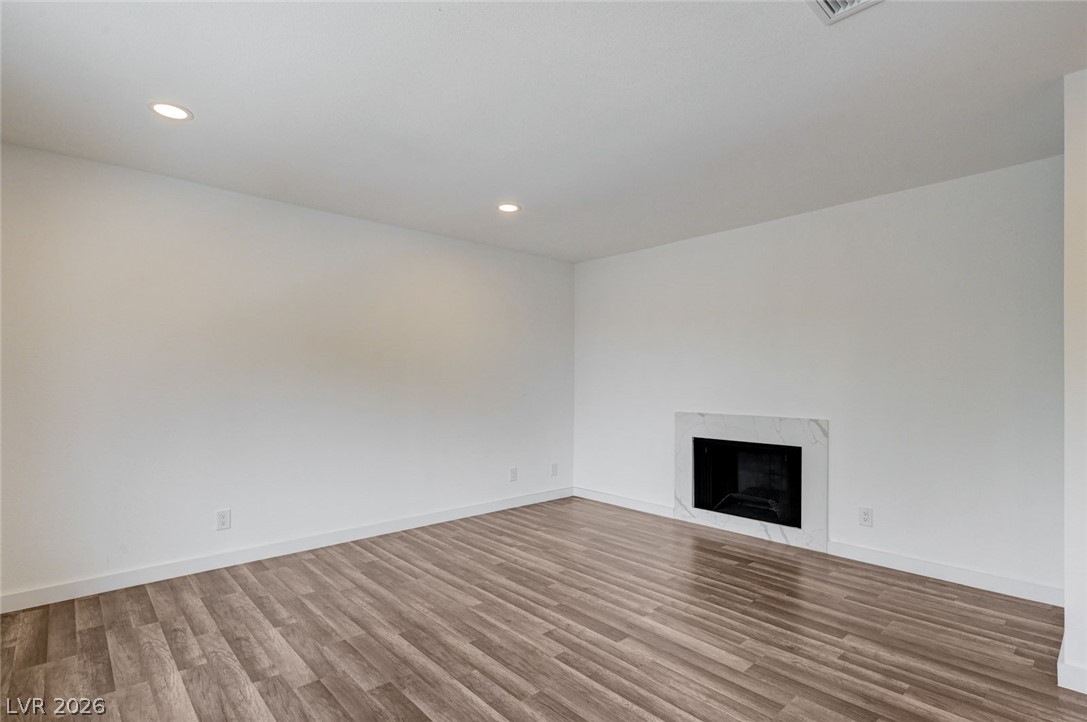571 Greenbriar Townhouse Way Las Vegas NV 89121