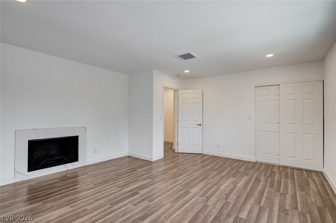 571 Greenbriar Townhouse Way Las Vegas NV 89121