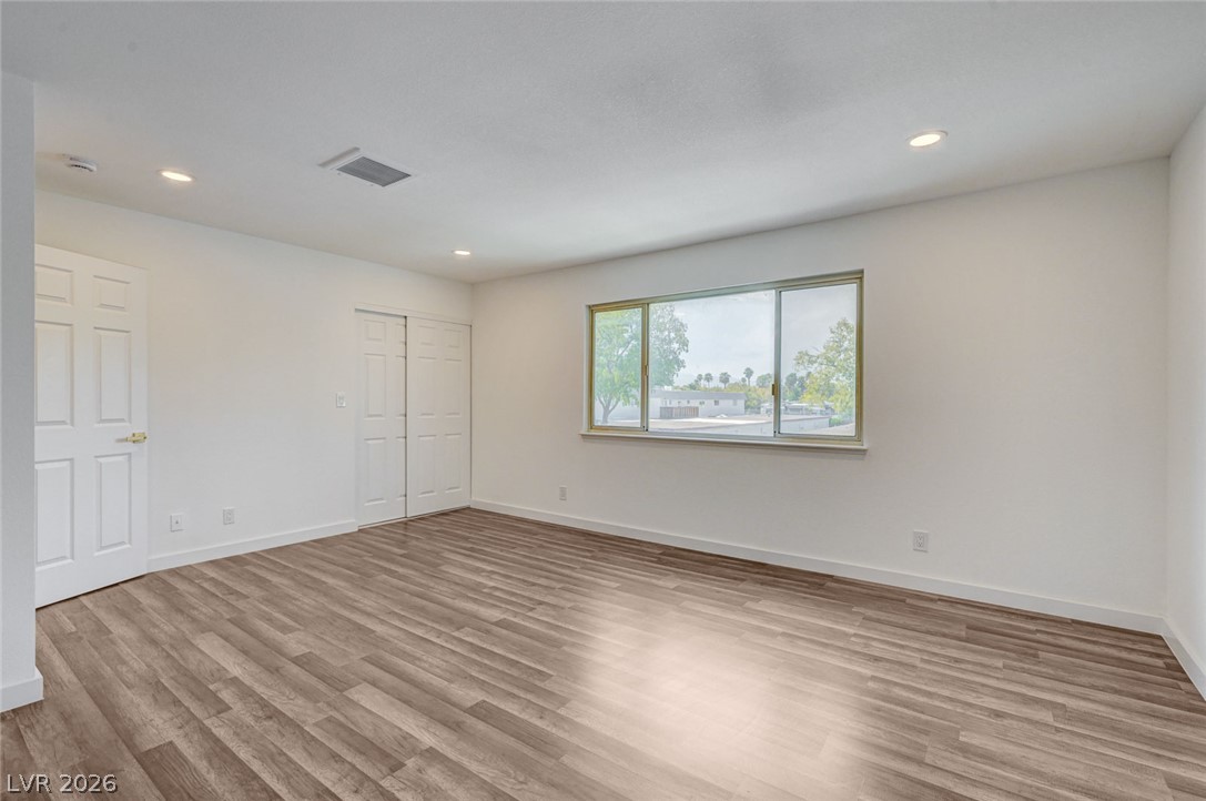 571 Greenbriar Townhouse Way Las Vegas NV 89121