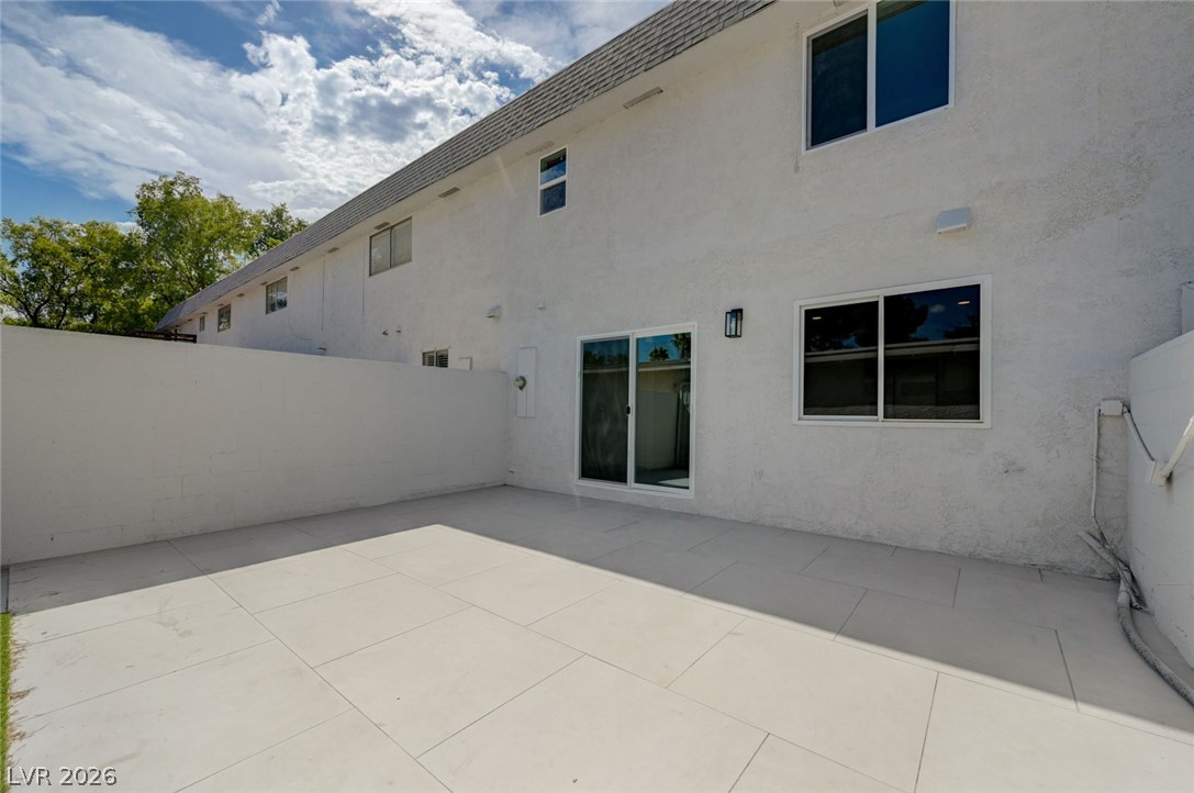 571 Greenbriar Townhouse Way Las Vegas NV 89121